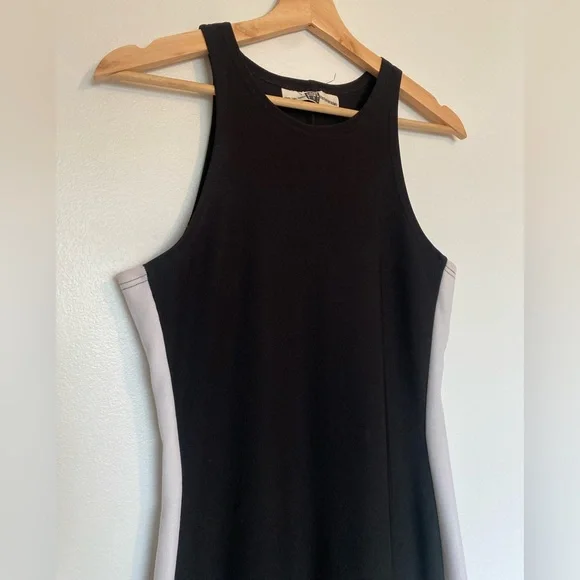 Retro Grad Dress - 2000’s Smart Set - Picture 3 of 8